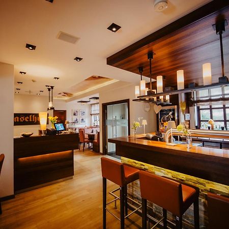 哈塞尔霍夫酒店及餐厅 斯费尔德 外观 照片